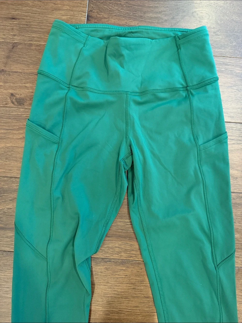 lululemon athletica Fast and Free High-Rise Green Leggings Size 6 - C53-013